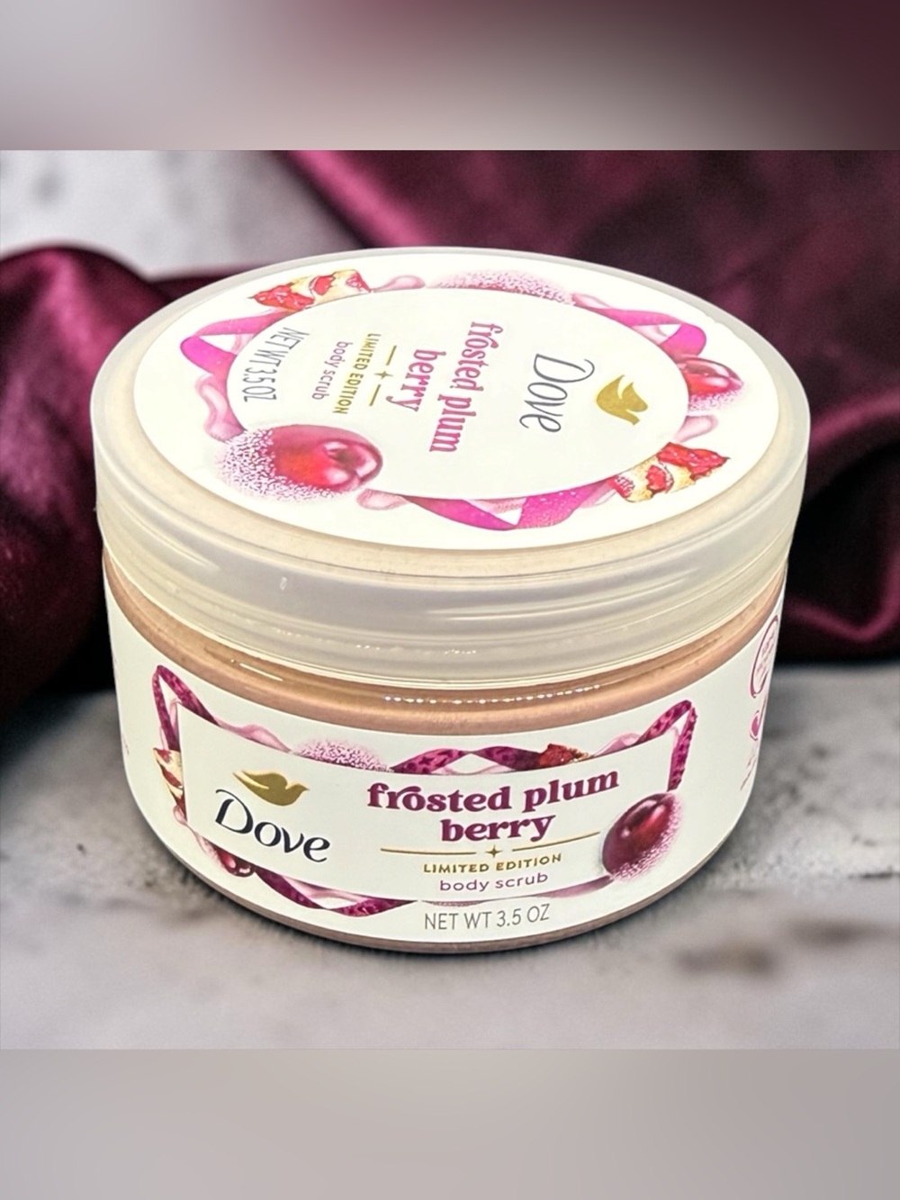 🏷️‼️5/$25🏷️‼️💜DOVE💜Frosted Plum Berry Limited Edition Body Scrub/NIP